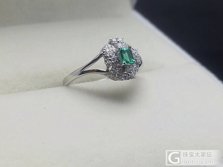 祖母绿💍_刻面宝石祖母绿戒指