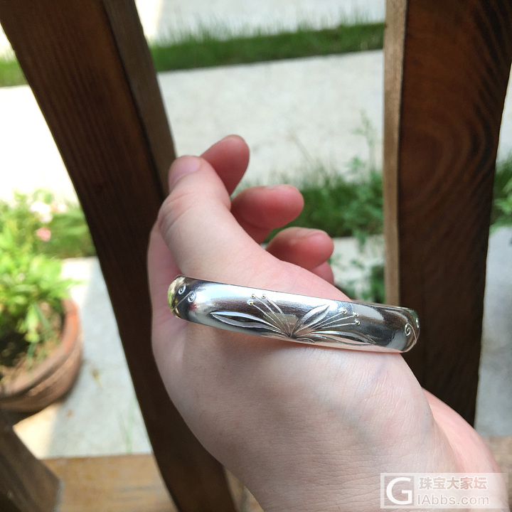 素华家斜刻兰花到手~~_银手镯