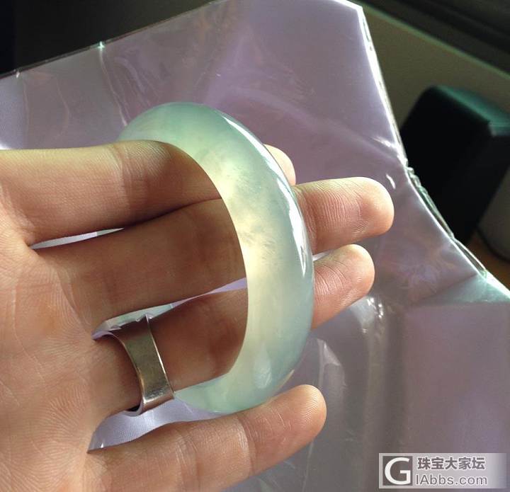 来欣赏美镯吧_翡翠手镯