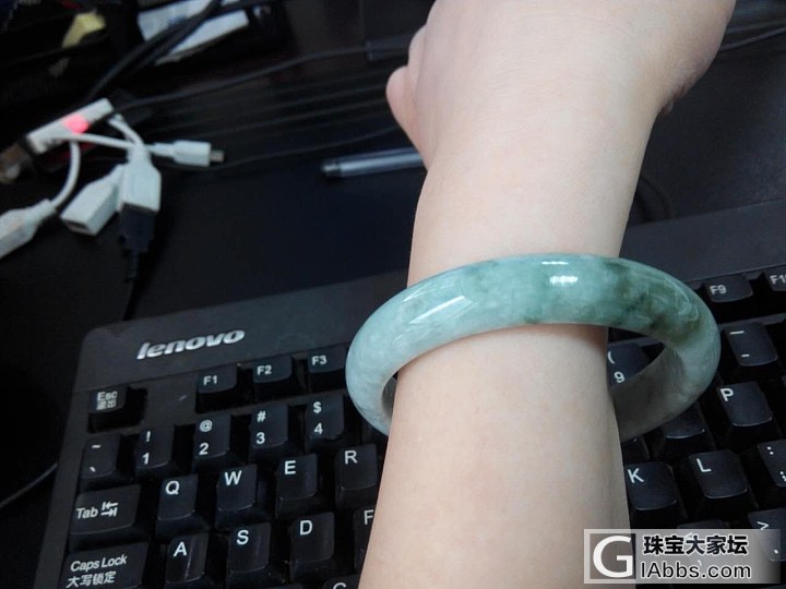 镯子能越戴越润吗？_手镯翡翠