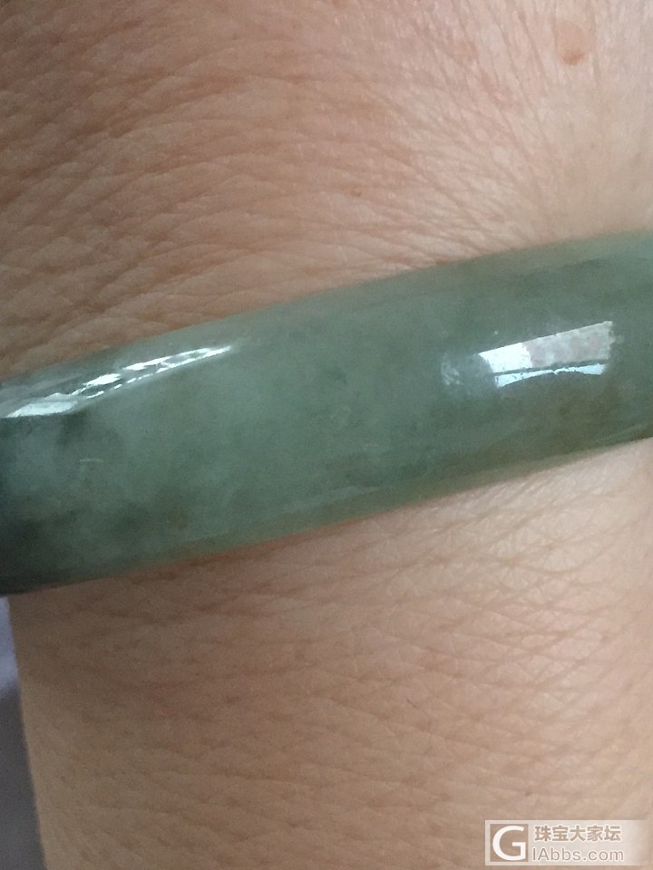 镯子能越戴越润吗？_手镯翡翠