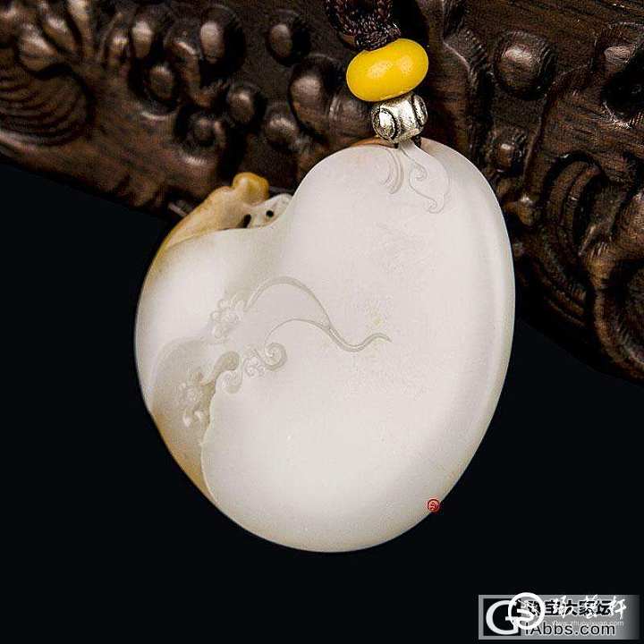 红皮白肉钟馗巧雕_挂件白玉和田玉