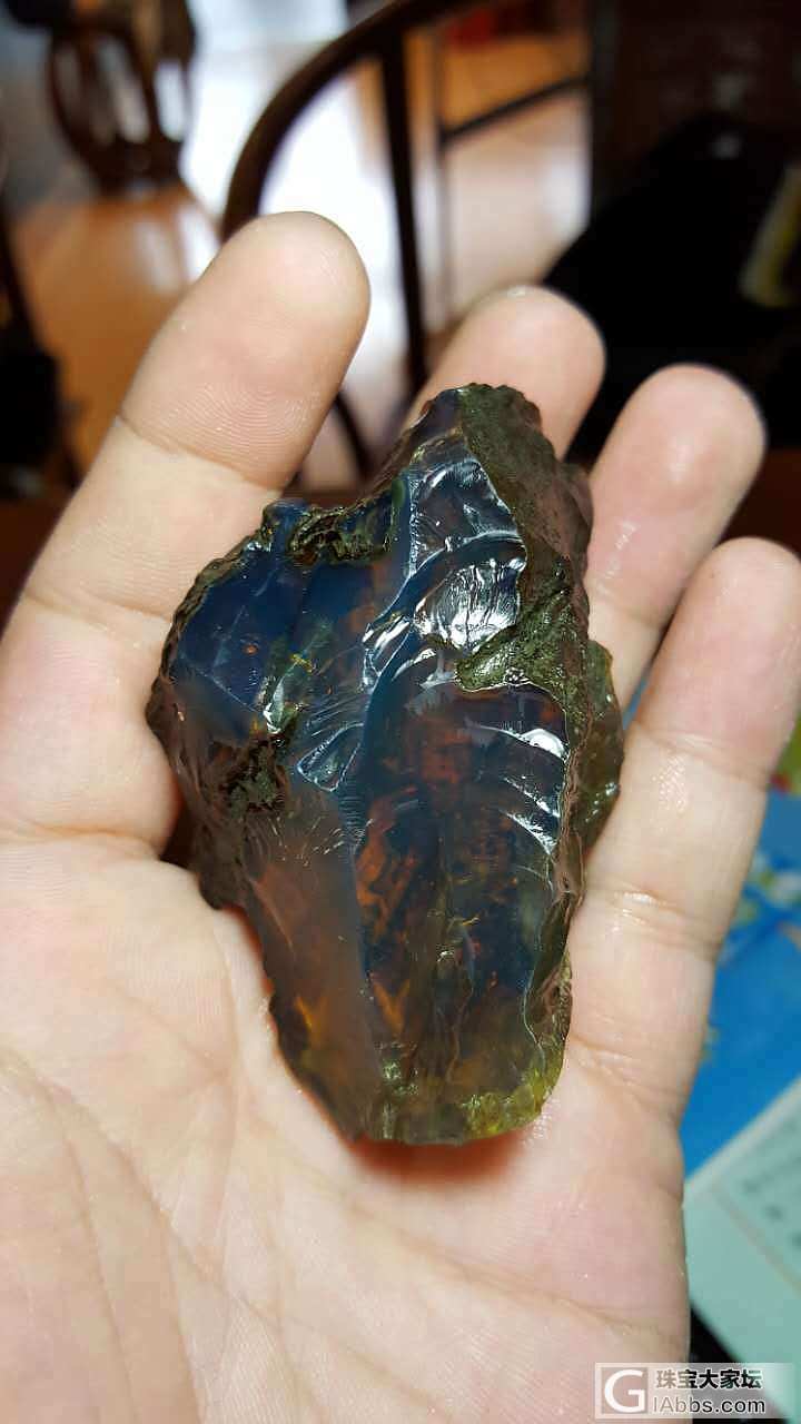 直播多米尼加开料，我朋友圈的人都看不懂，啧啧～_琥珀