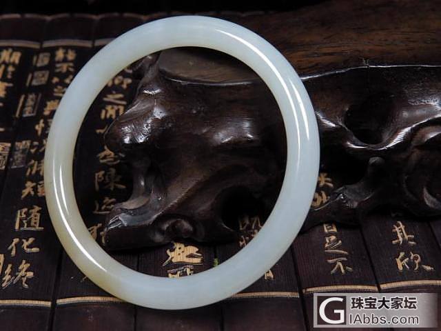 57口径糖白羊白脂玉手镯_白玉手镯