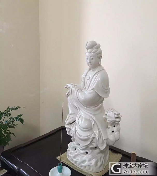 看这个小花瓶哈哈哈哈，好可爱的香插 ！ 考虑入手一个，以后插花的时候弄个香插，不..._茶具