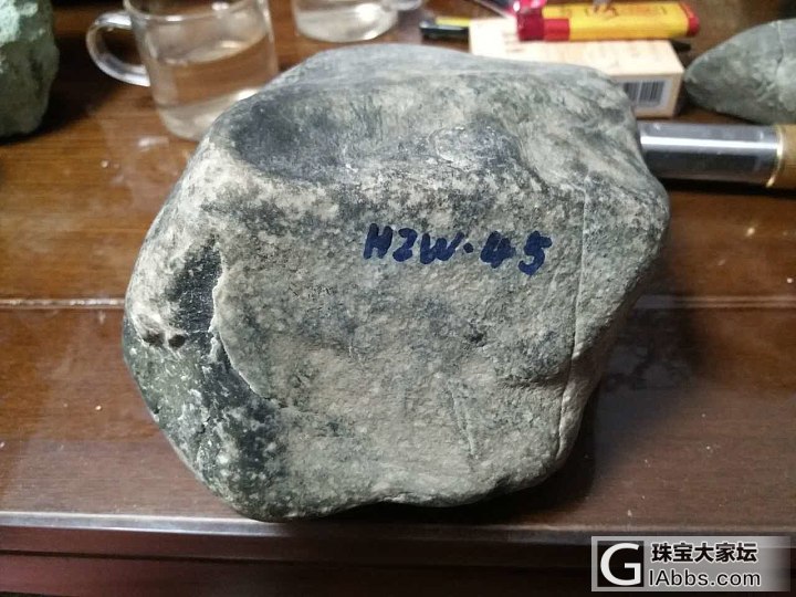 给大家看个好石头_原石翡翠