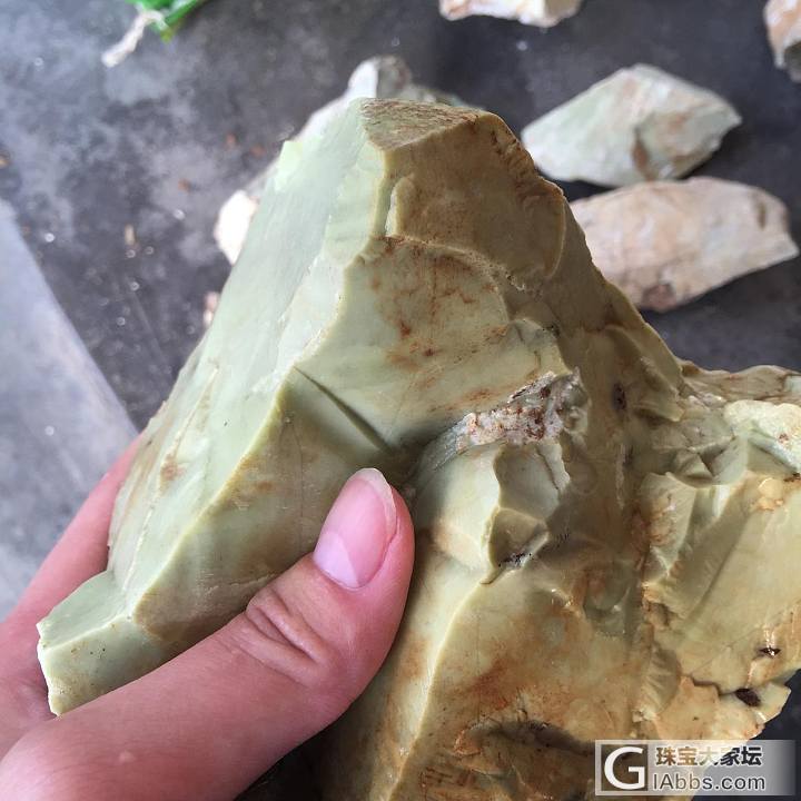 这个是什么石头，有认识的没_原石玉石