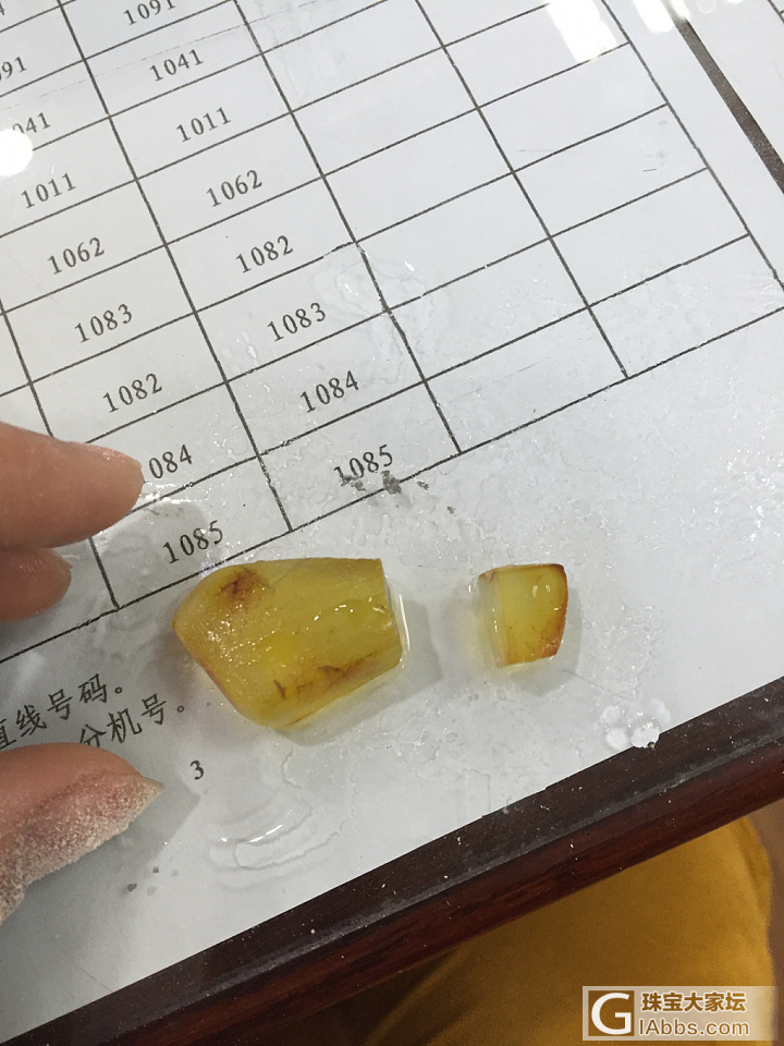 爱心也镶好了小金扣头_琥珀蜜蜡