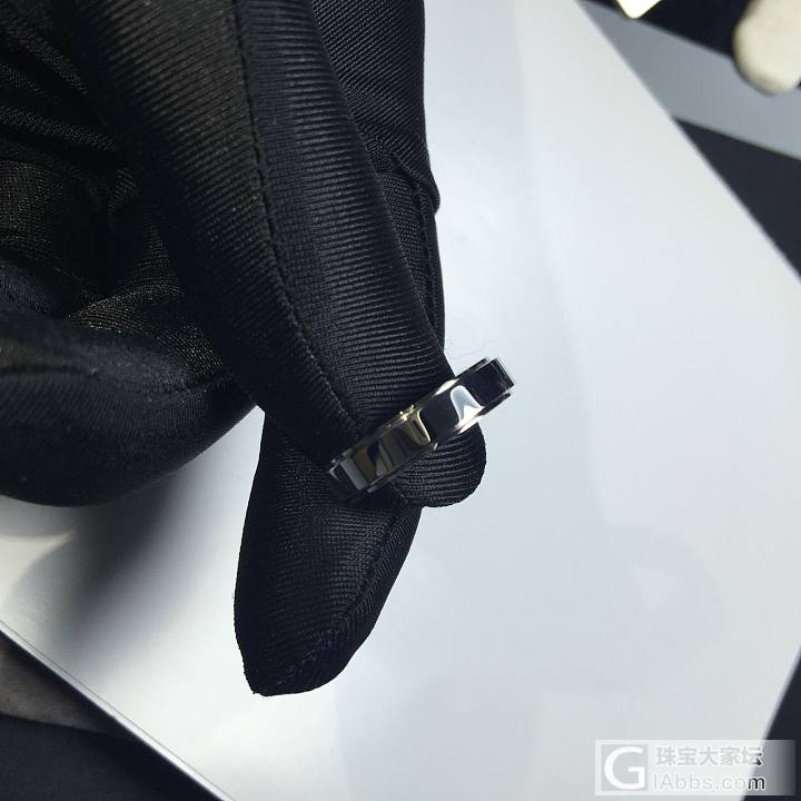 求购伯爵戒指_金戒指
