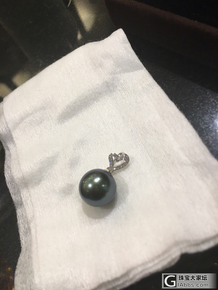买了一颗大溪地黑珍珠，大虾帮我看看真假_海水珍珠