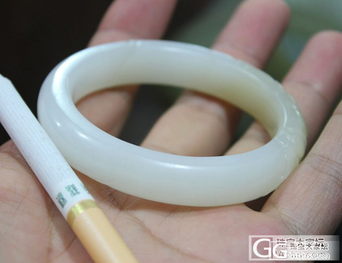 坛子里太多晒药的真的看不下去_把玩件和田玉