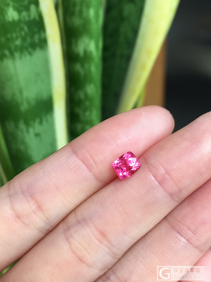 1.2ct粉色尖晶石_尖晶石