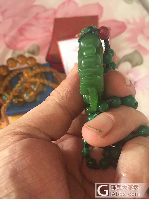 差点让我吃药的一块碧玉镯芯_碧玉