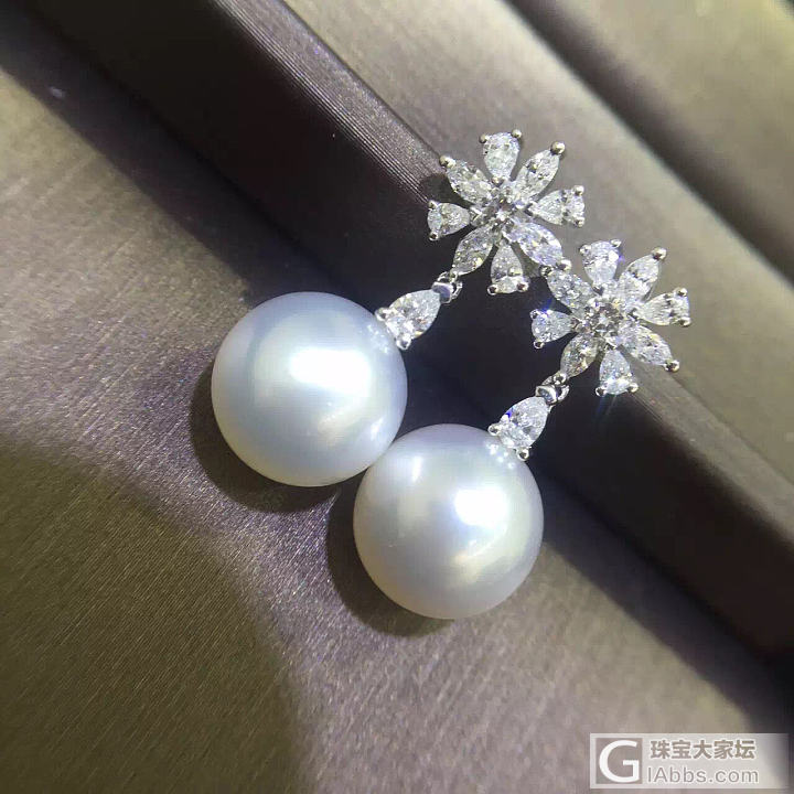 Wolfers钻石澳白耳环：王妃的首选，12-13毫米澳白，1.077ct钻石💎..._耳环珍珠