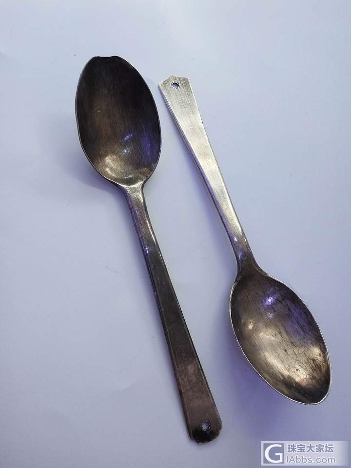 请问大家这个是不是老银?_老银