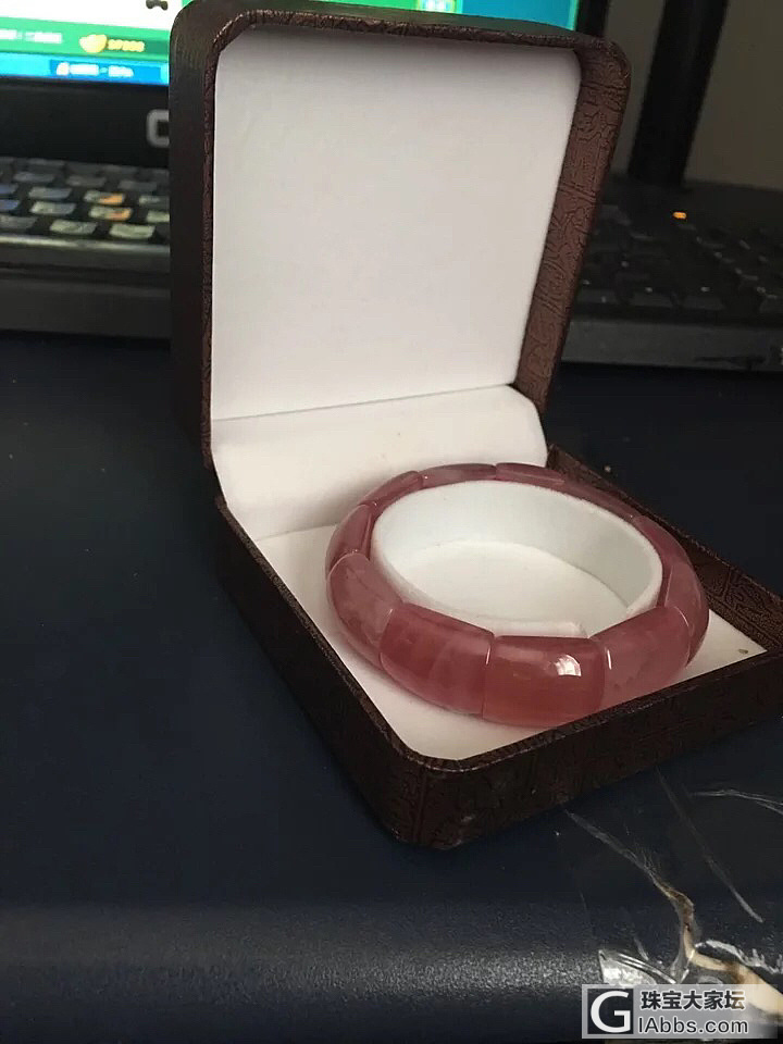 马达加斯加粉晶（老矿手排）_粉晶手排