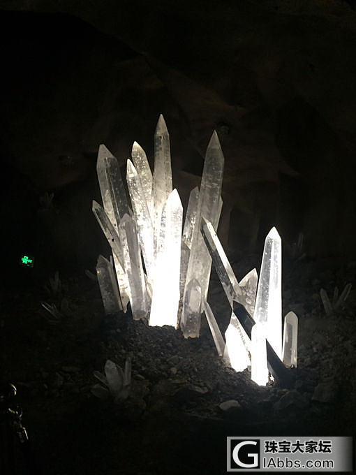 直播！带你们参观最大的水晶博物馆，感受水晶的魅力_博物馆水晶