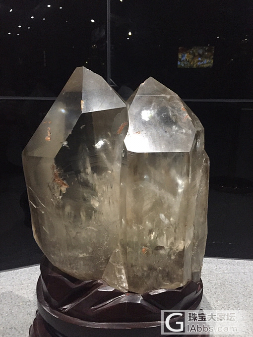 直播！带你们参观最大的水晶博物馆，感受水晶的魅力_博物馆水晶