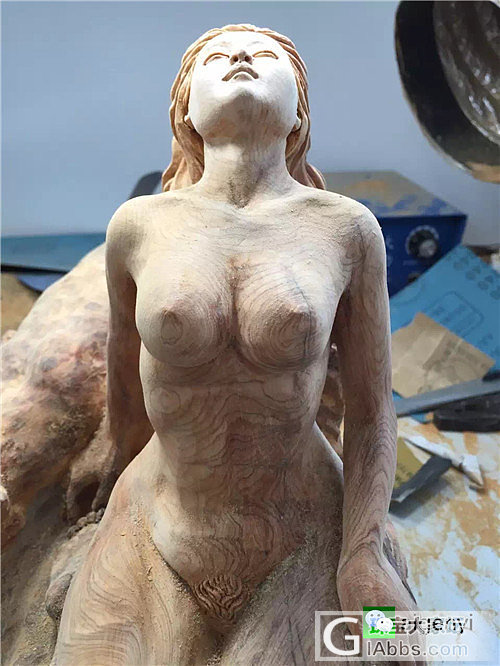 新作纯手工雕刻《豹女》_木雕