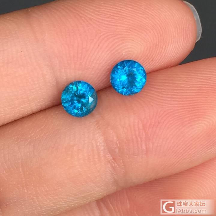 ［皇家彩宝－磷灰石］0.94ct 磷灰石 2pcs_磷灰石