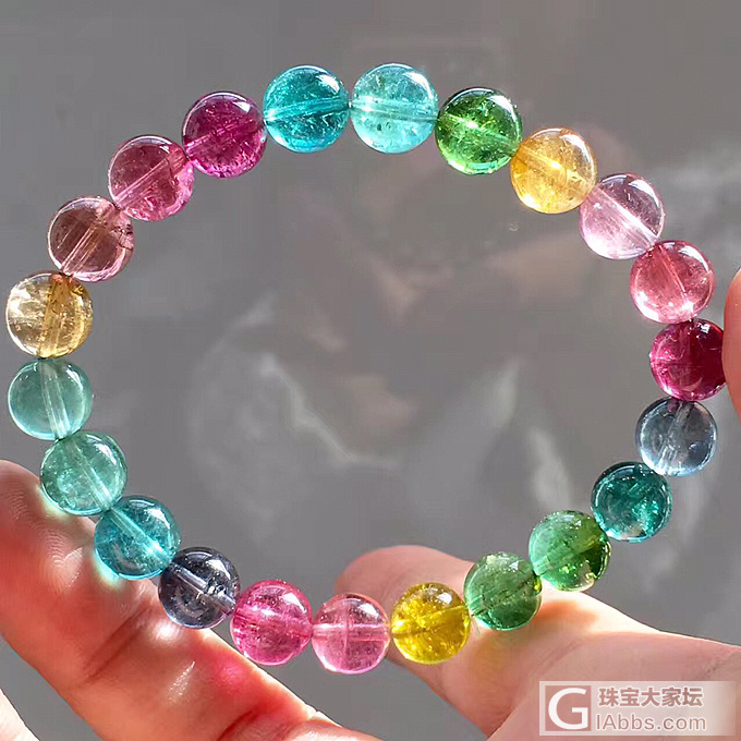 新穿的彩虹碧玺_碧玺