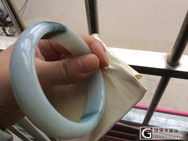 看看我新入手的镯子值不值_手镯翡翠