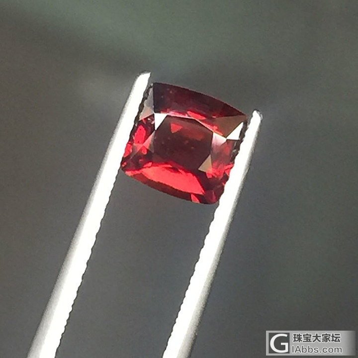 ［皇家彩宝－尖晶石］1.22ct 方形尖晶石_刻面宝石尖晶石