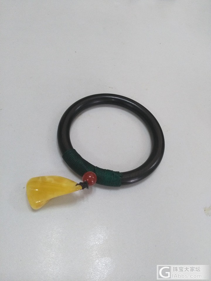 最近对镯子很长草，跟风买了几个木镯子除草_手镯绿檀