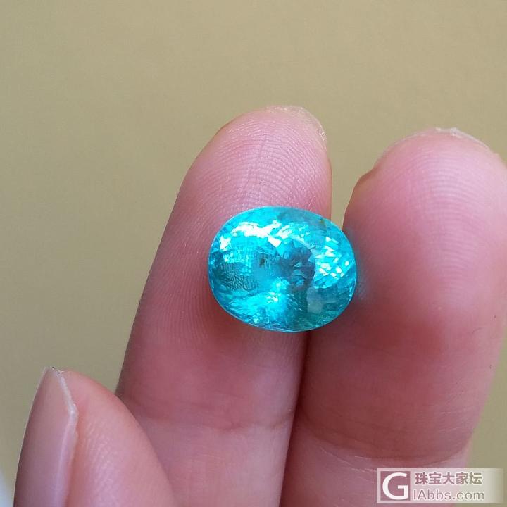 闪亮的霓虹帕拉伊巴_碧玺