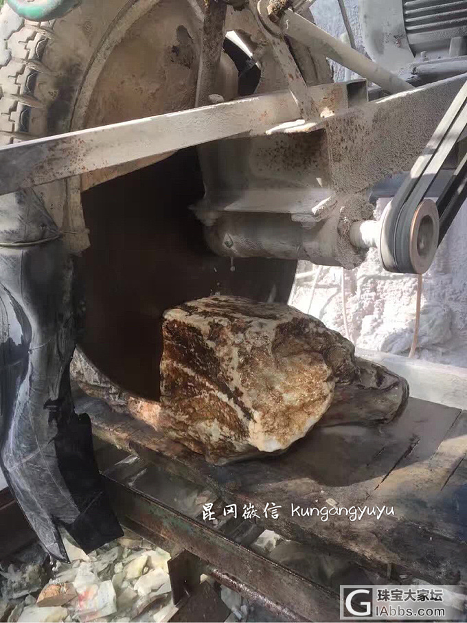 赌石，切得很漂亮_玉工和田玉