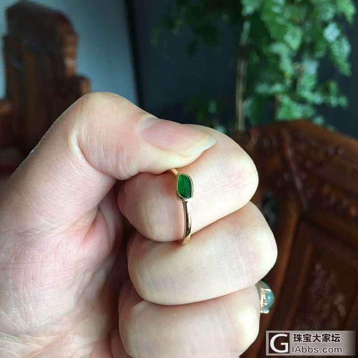 我的小红小绿～可爱不，嘻嘻_翡翠镶嵌戒指