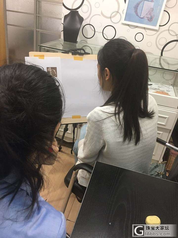 还有珠宝手绘！_设计