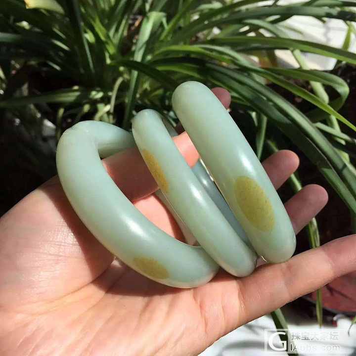 上当受骗了，曝光一个坛里骗子，丢上海人的脸，大家注意，连做人的基本道德都没有_手镯和田玉