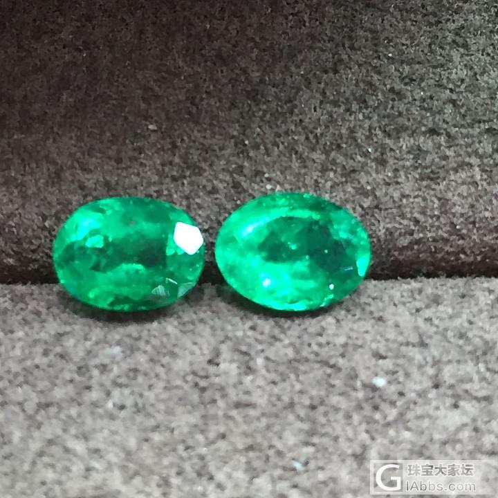 祖母绿耳钉和一个戒指裸石，一套还不错_刻面宝石祖母绿