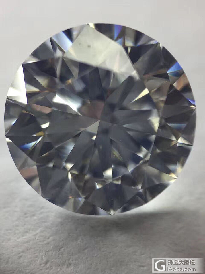 特价裸钻一颗，超高品质，超高价格_钻石