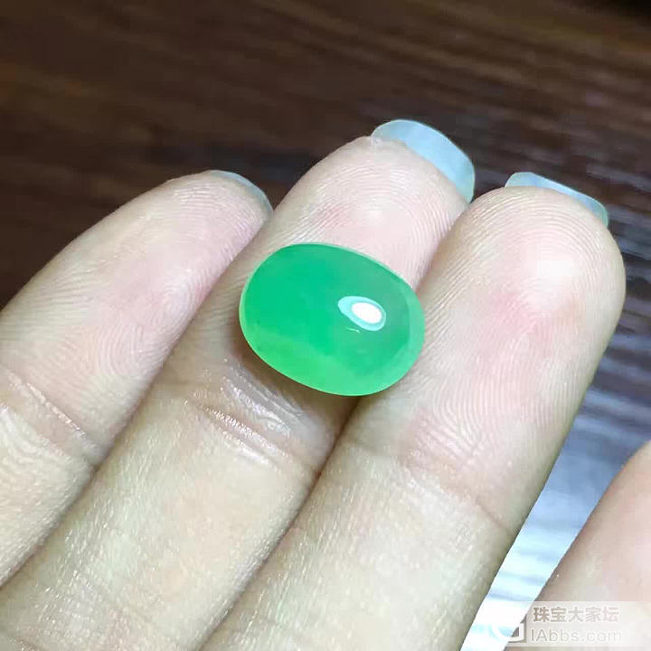 想要买一颗小小小小的绿蛋做个小戒指，谁家有_翡翠
