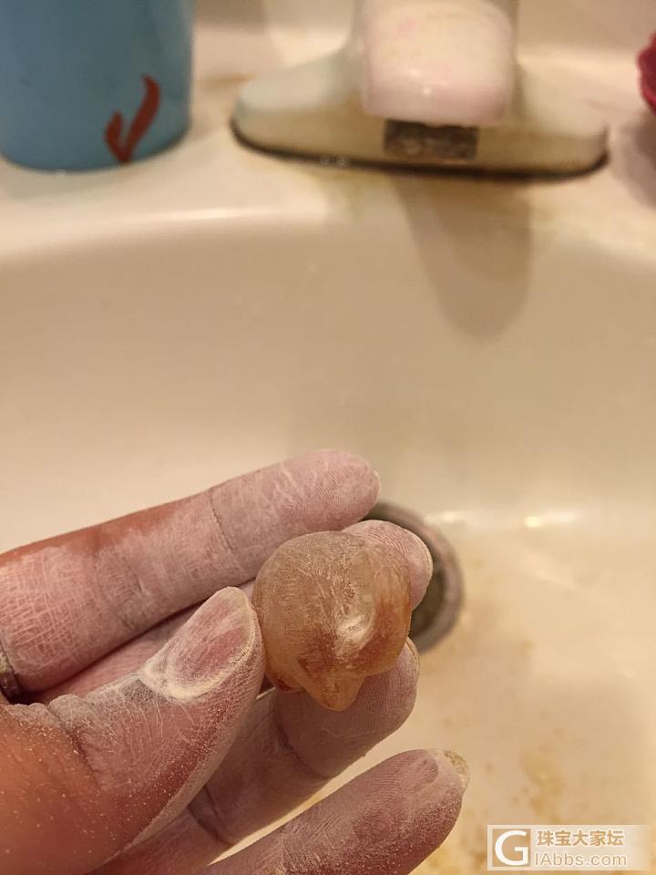 半立体象_蜜蜡打磨