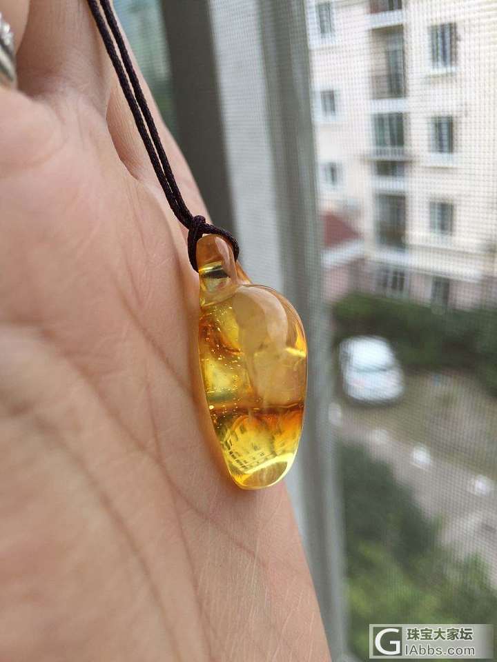半立体象_蜜蜡打磨