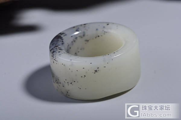 新疆和田玉特色青花籽料火龙果种扳指