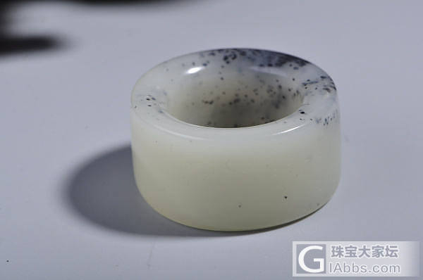 新疆和田玉特色青花籽料火龙果种扳指