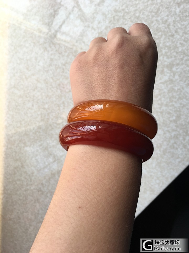 翡翠的替代品，大家看好哪一个？_手镯水沫子玉髓
