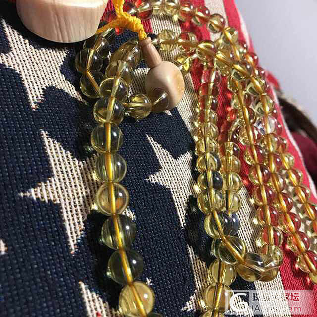 帮贴吧朋友找答案：请问谁知道这是什么材质的珠子_珠串