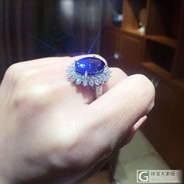 最美珠宝看这里_坦桑石戒指