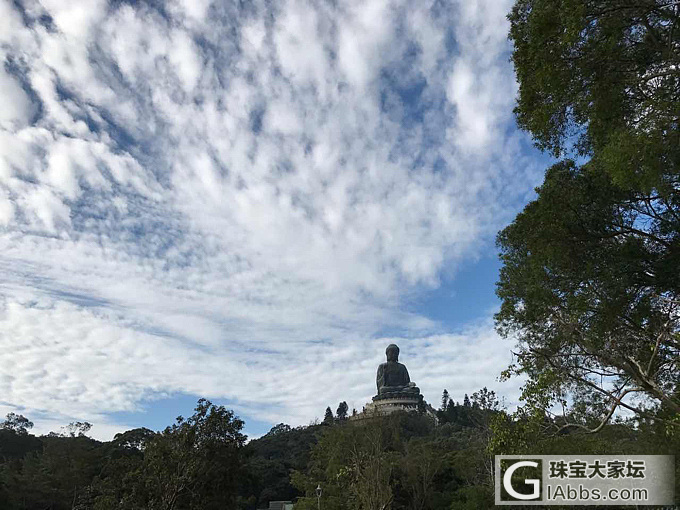 今日香港邦瀚斯珠宝拍卖准备中，提前供大家预览。_拍卖会戒指