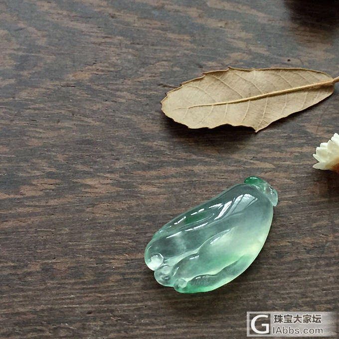 看看会卡石头的起货效果_挂件翡翠