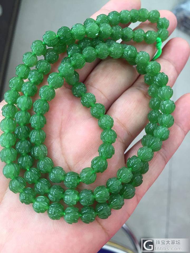 这条到底属于阳绿还是果绿呢_珠串碧玉