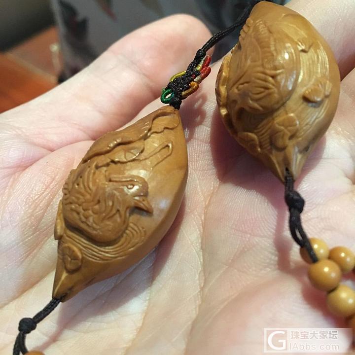 翻出来这个，朋友送的核雕_核桃