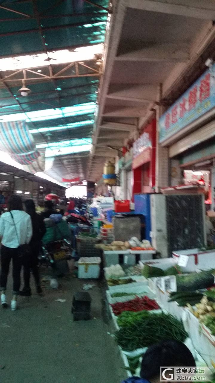 石头风子再往翡翠市场散步_集散地翡翠