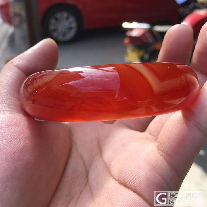 鸡血红_手镯玉髓