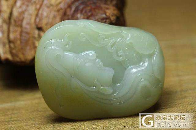 黄皮白玉籽料如花似玉把件_把玩件和田玉